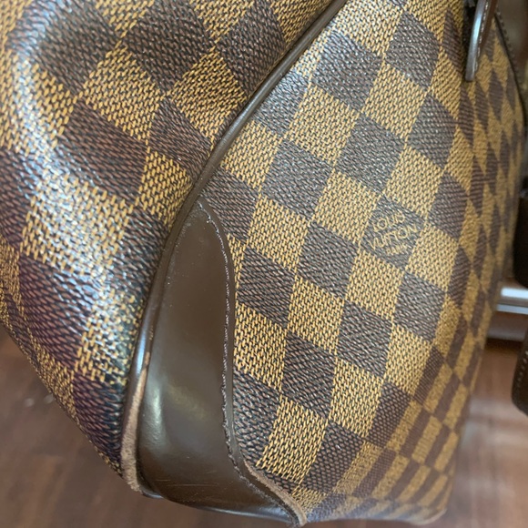Authentic LV bag in good condition - Picture 4 of 8